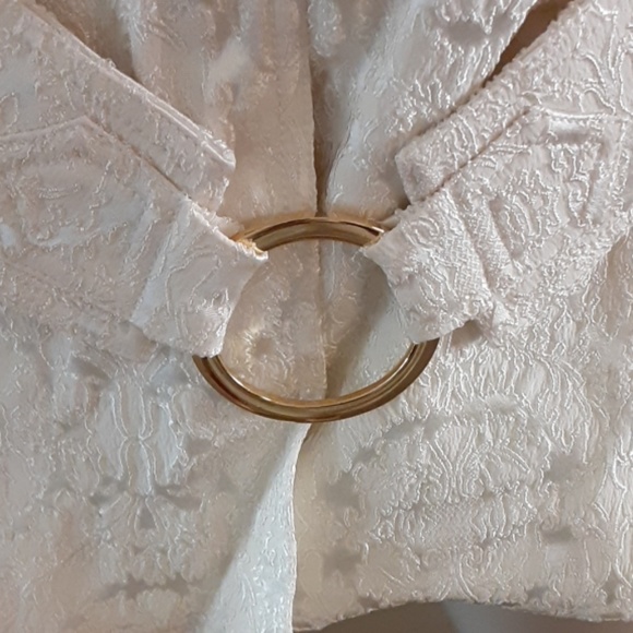 Cache Luxe - Picture 7 of 8